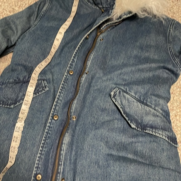 Intermix denim/puffer insert coat with alpaca hood trim - Picture 9 of 12